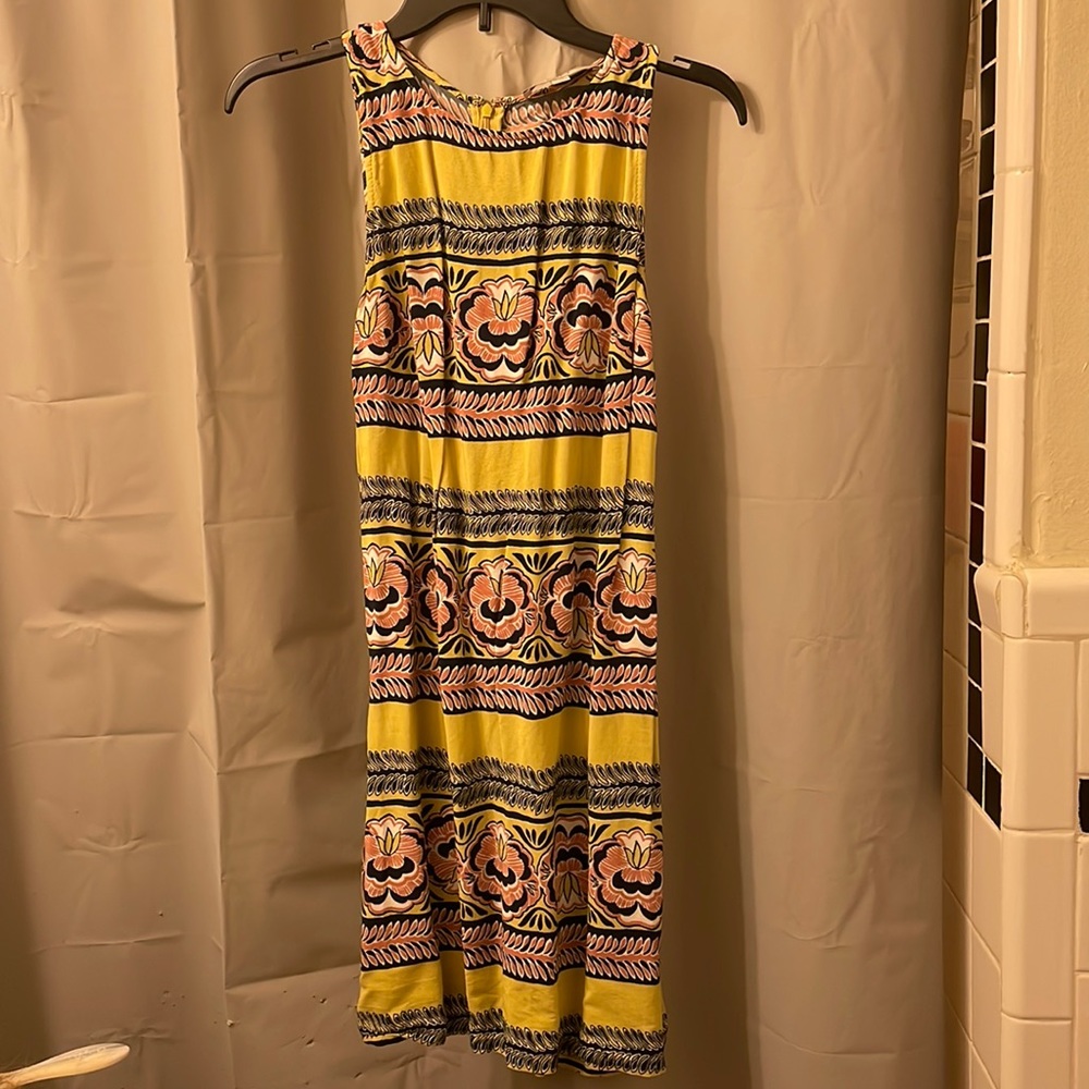 Sleeveless Patterned Dress